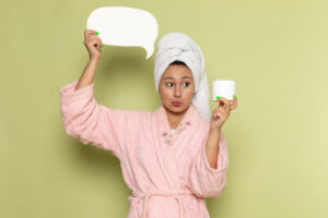 Os 13 Maiores Erros de Skincare que Você Precisa Parar de Cometer AGORA